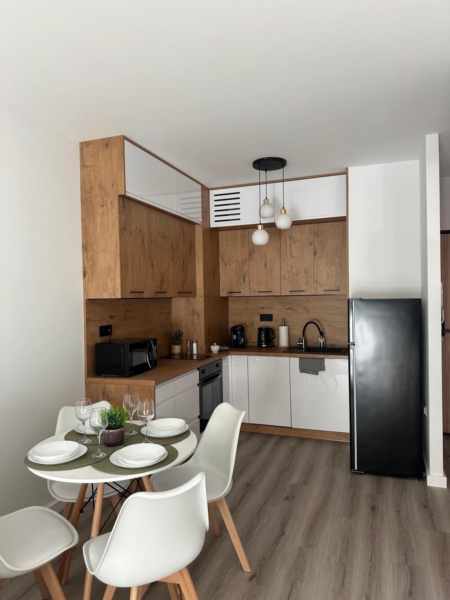Skytravel 26 Apartament Pileckiego Nowy Dwor Mazowiecki Airport Modlin 24H Bagian luar foto